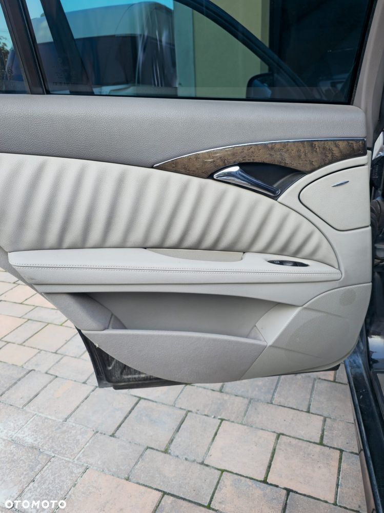 Mercedes-Benz Klasa E - 20