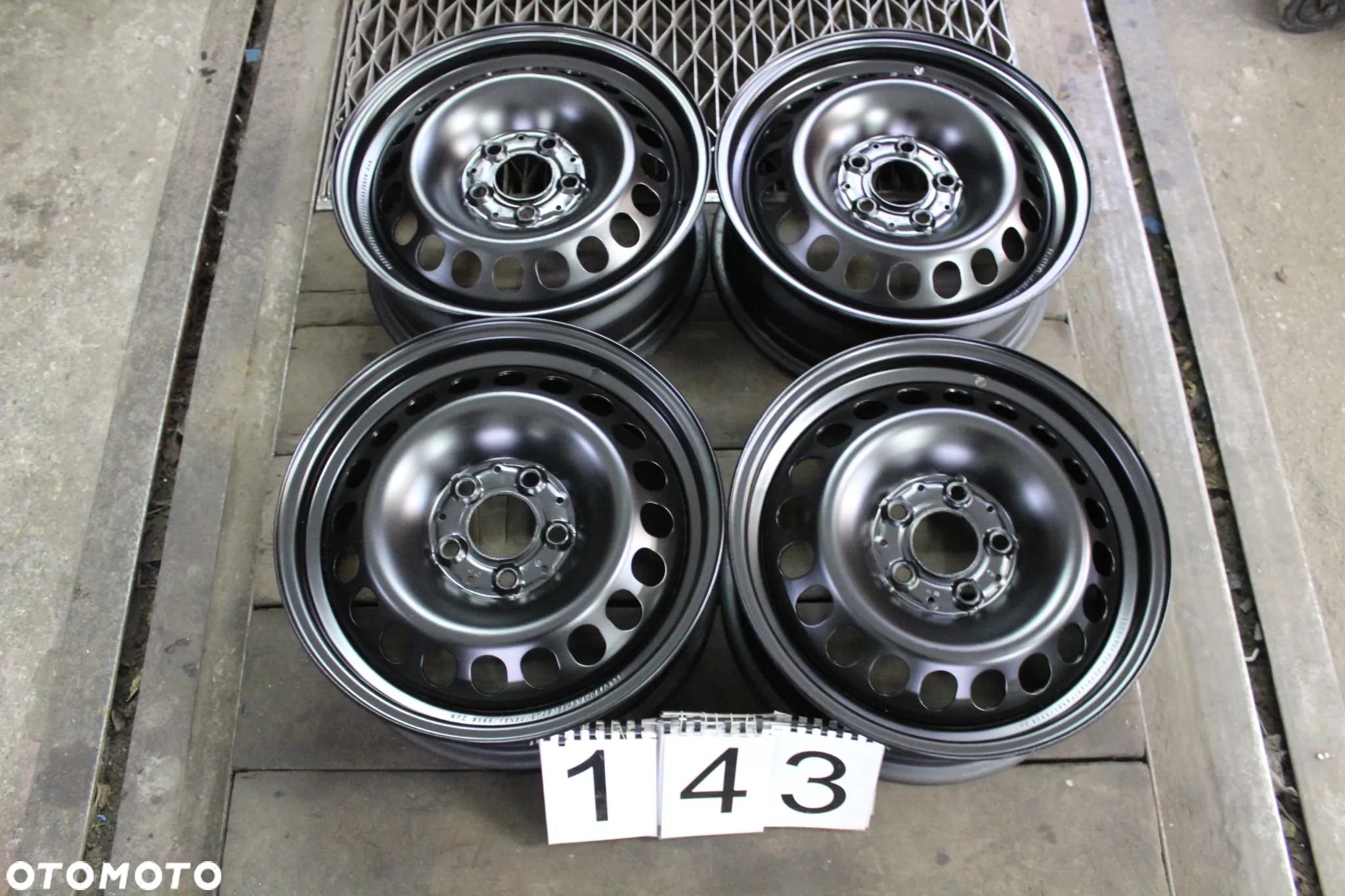 FELGI STALOWE Mercedes A Klasa W169, B Klasa W245  5x112Ø66.5  6x16  ET46 - 1