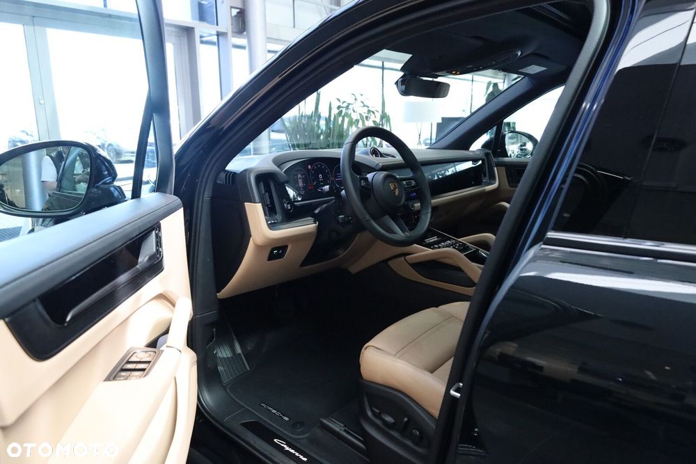 Porsche Cayenne - 10