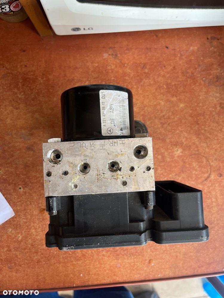 Pompa ABS Mercedes S w221 CL w216 AMG