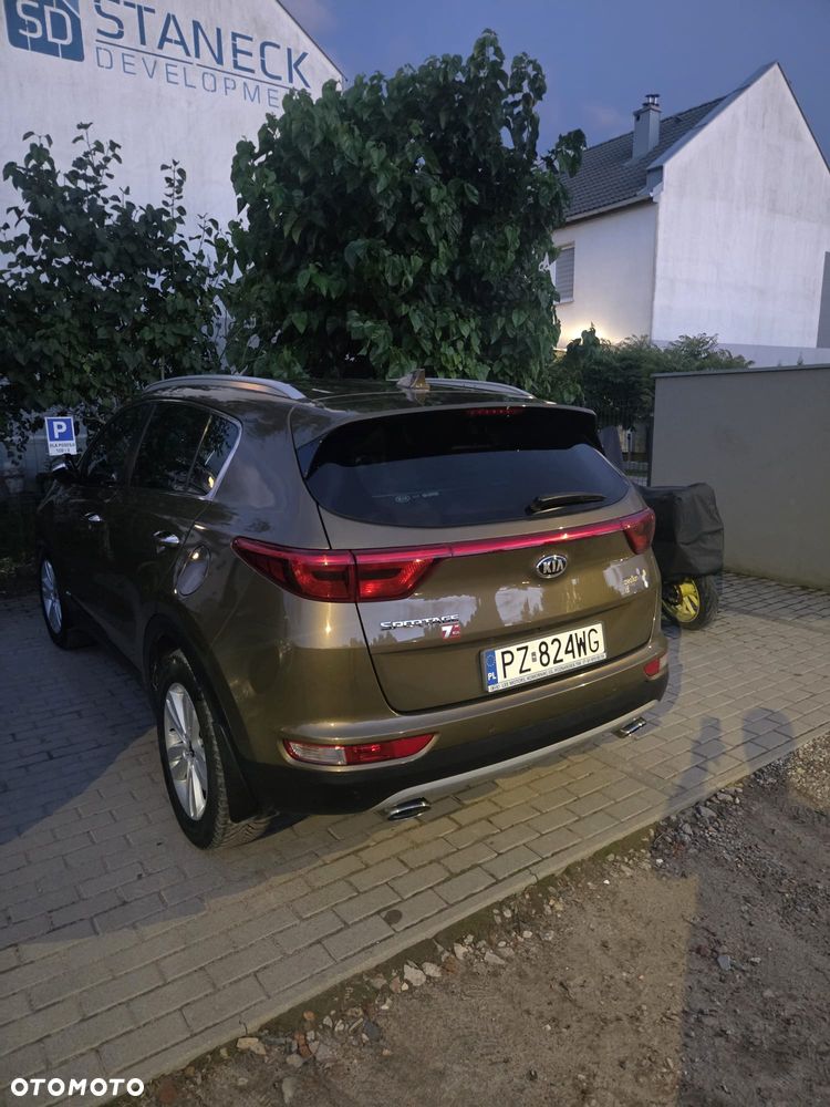 Kia Sportage 1.6 T-GDI Business Line 4WD DCT - 6