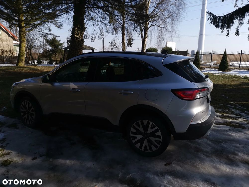 Ford Escape 2.0 EcoBoost AWD Titanium - 4