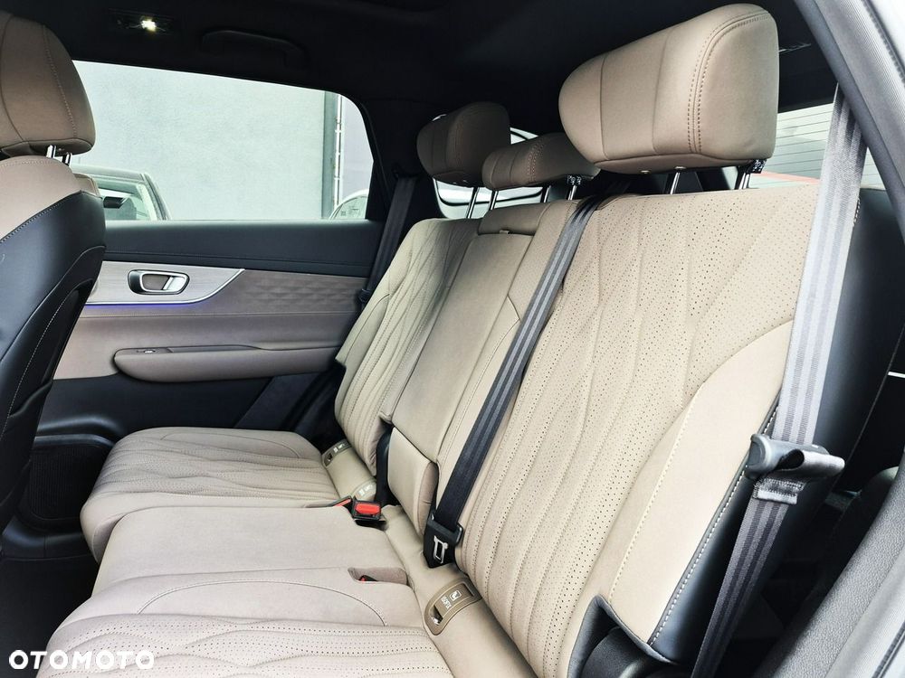Chery Tiggo 8 1.5 T-GDI Super Hybrid Prestige DCT - 27
