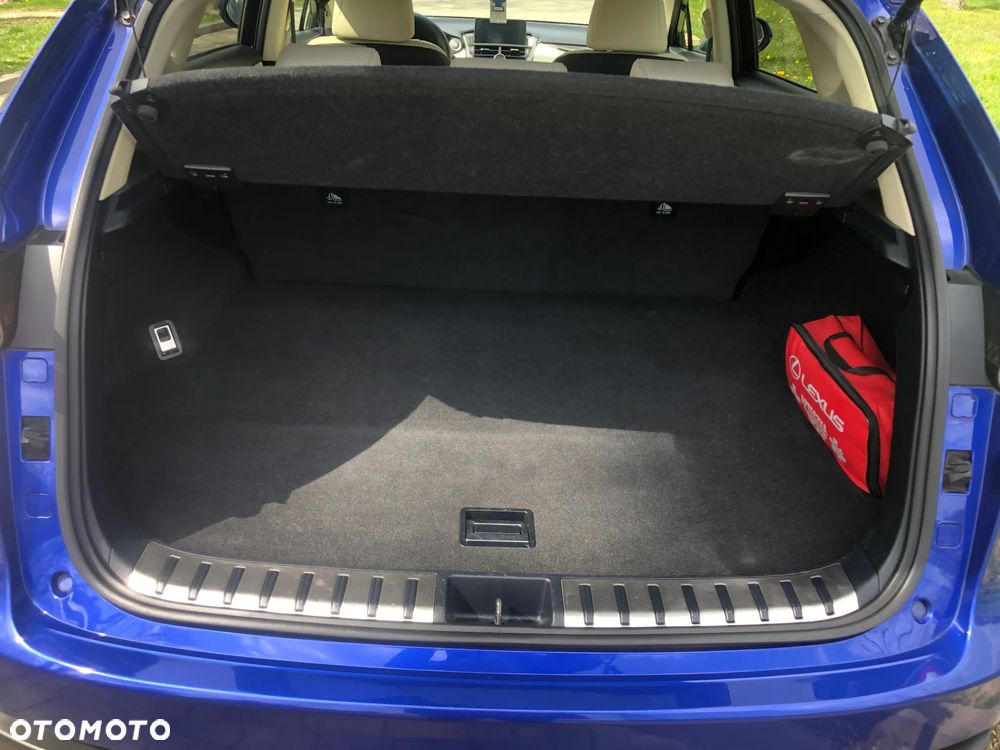 Lexus NX 200t AWD - 7
