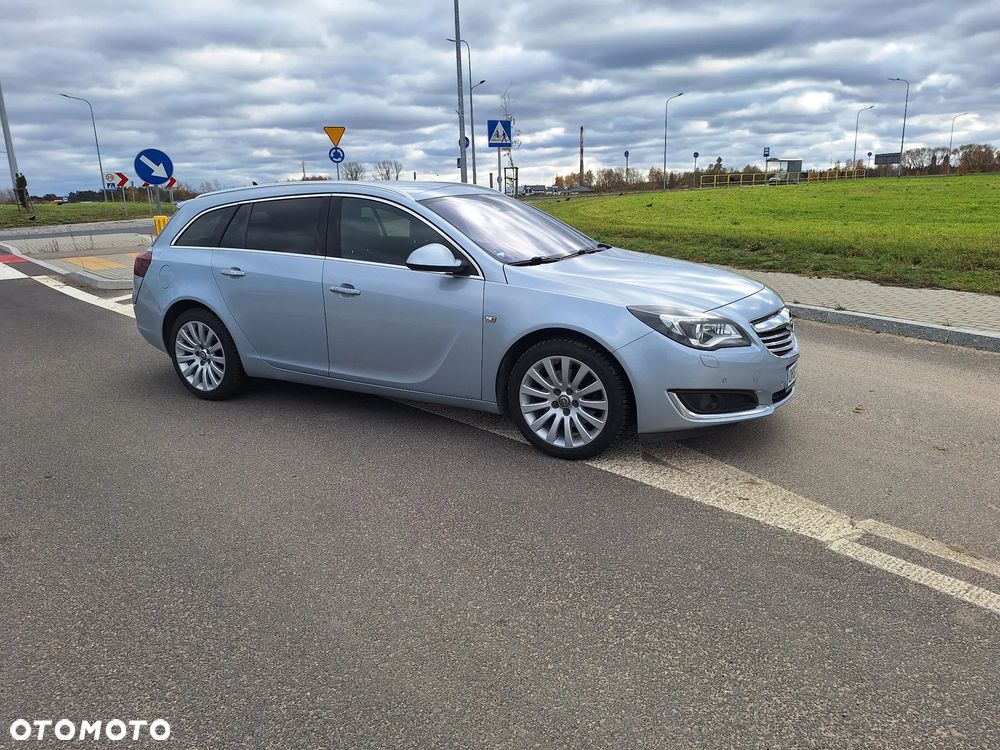 Opel Insignia 1.6 SIDI Turbo Sports Tourer Business Edition - 4