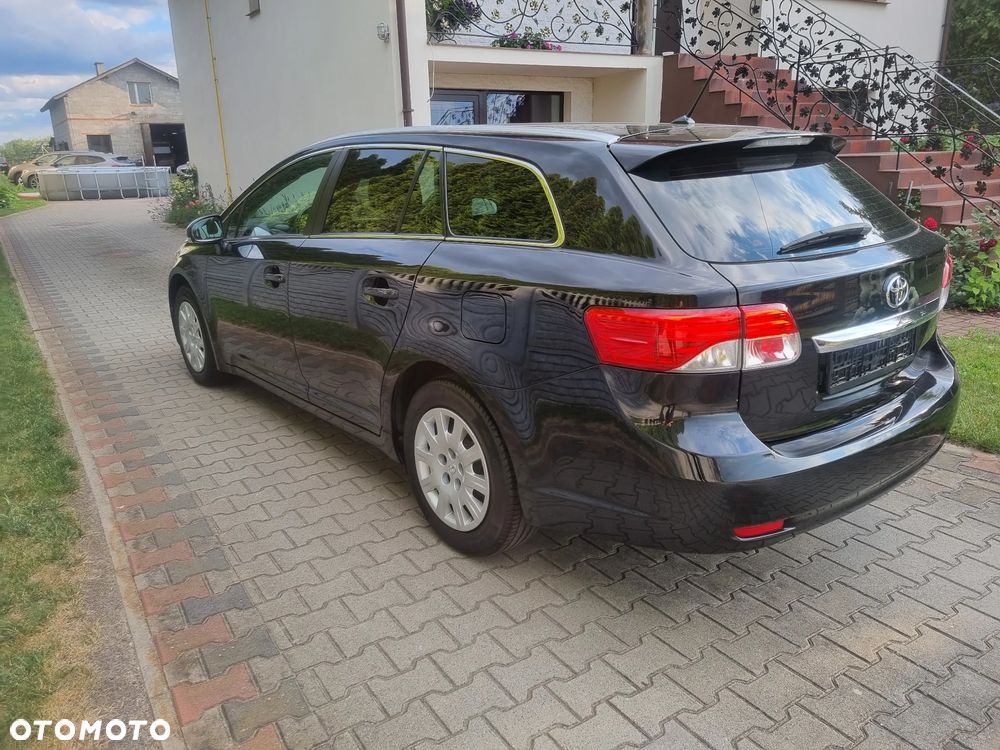 Toyota Avensis 1.8 Business Edition - 13
