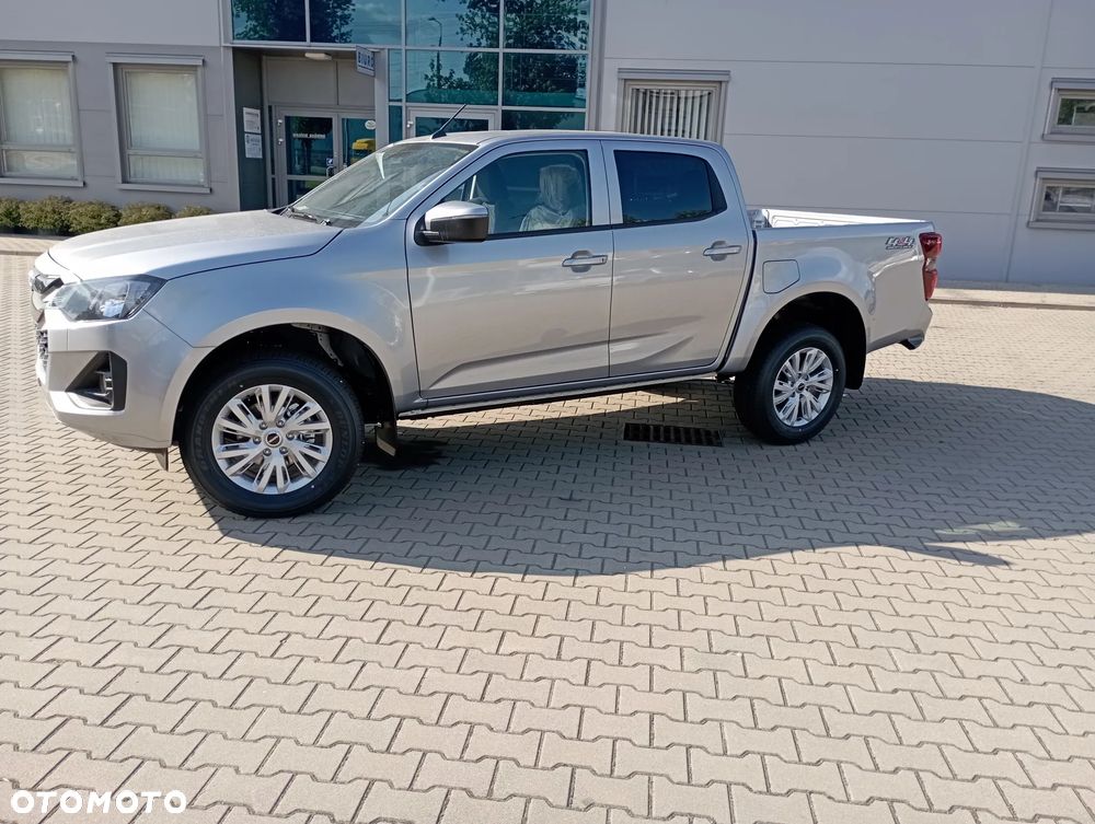 Isuzu D-Max 1.9 DC LS - 12
