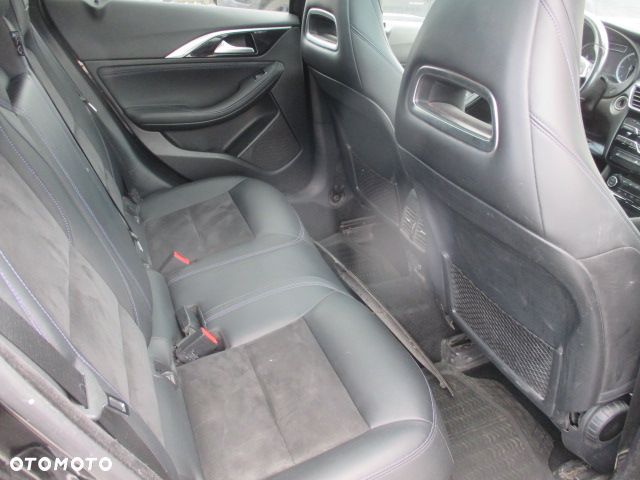 Infiniti Q30 2.2d DCT AWD Sport - 8