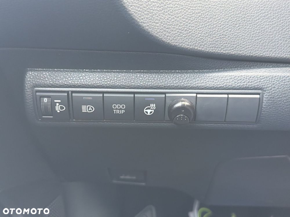Toyota Corolla - 17