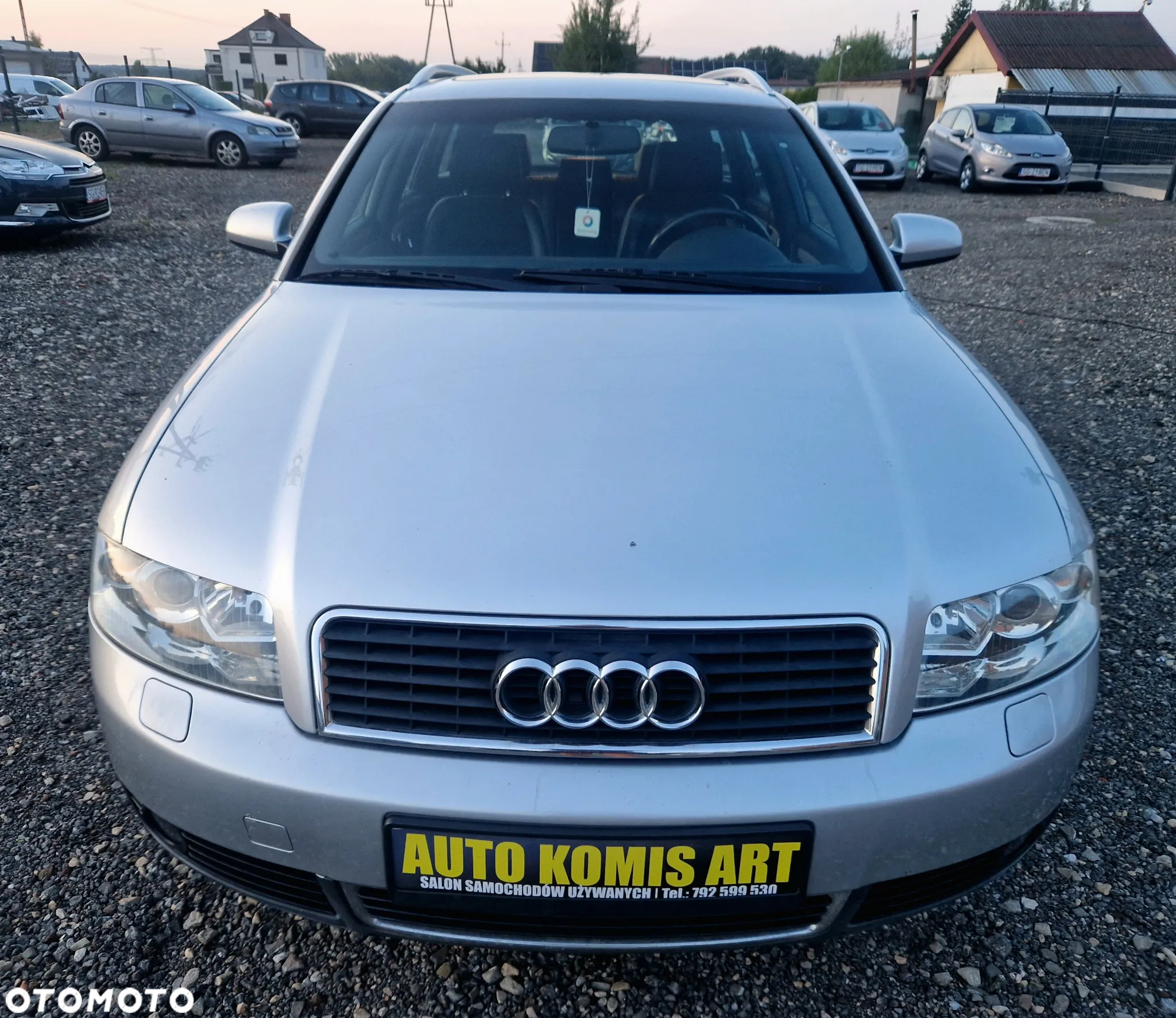 Audi A4 Avant - 4