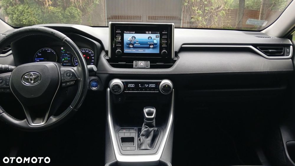 Toyota RAV4 - 16
