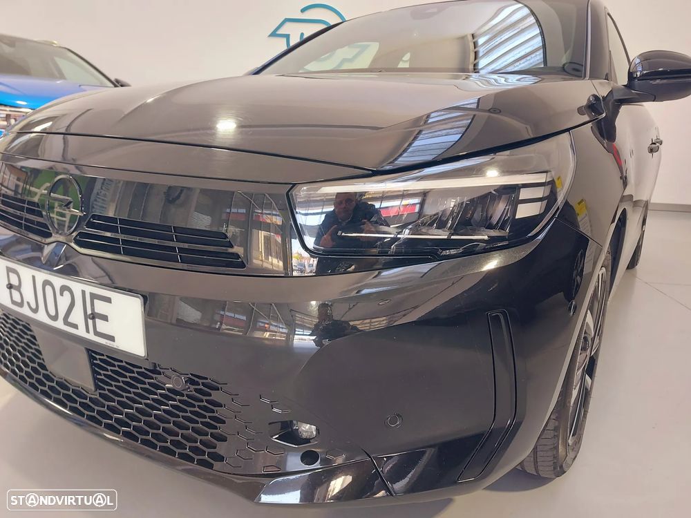 Opel Corsa 1.2 T GS - 3