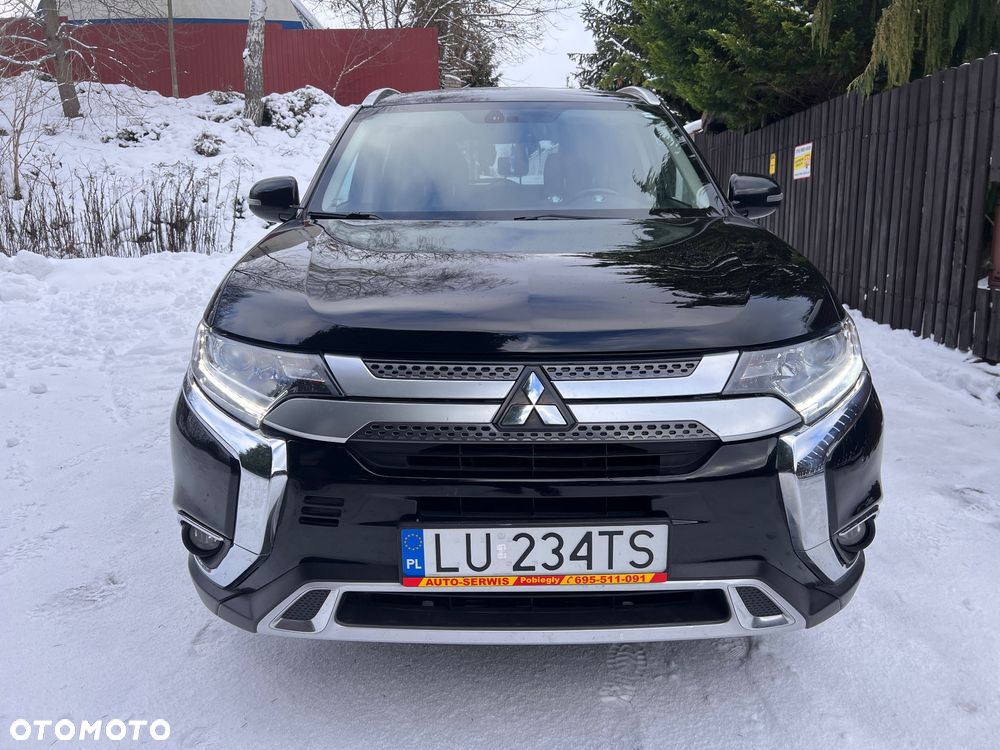 Mitsubishi Outlander 2.0 4WD Top - 17