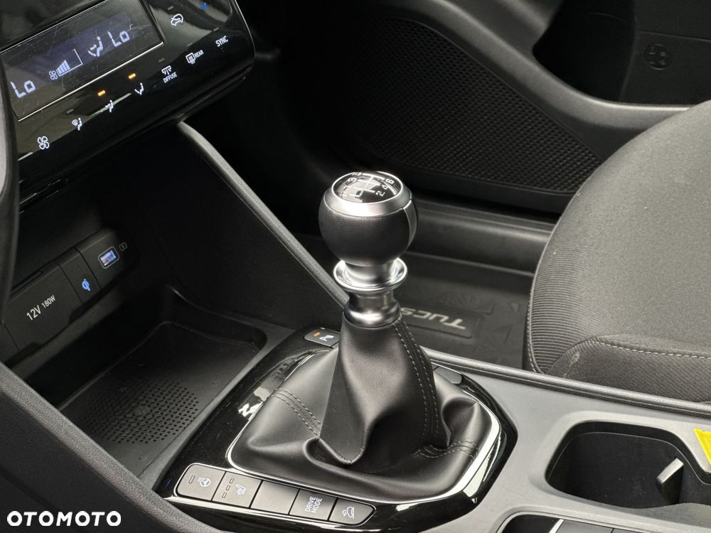 Hyundai Tucson 1.6 T-GDi Executive 2WD - 11
