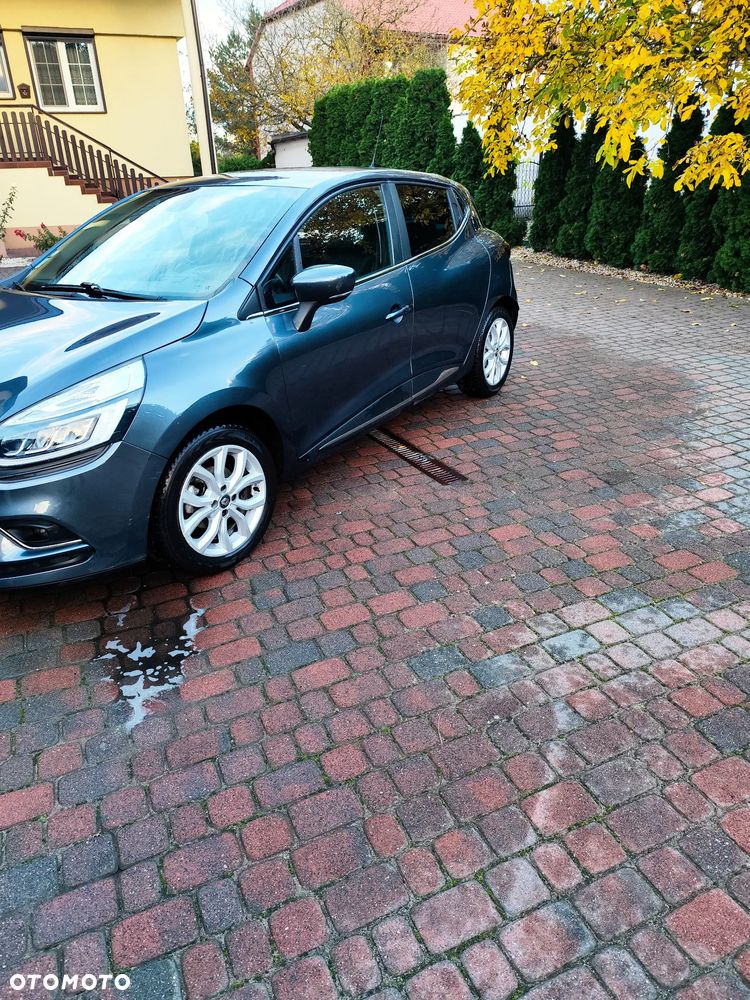 Renault Clio - 2