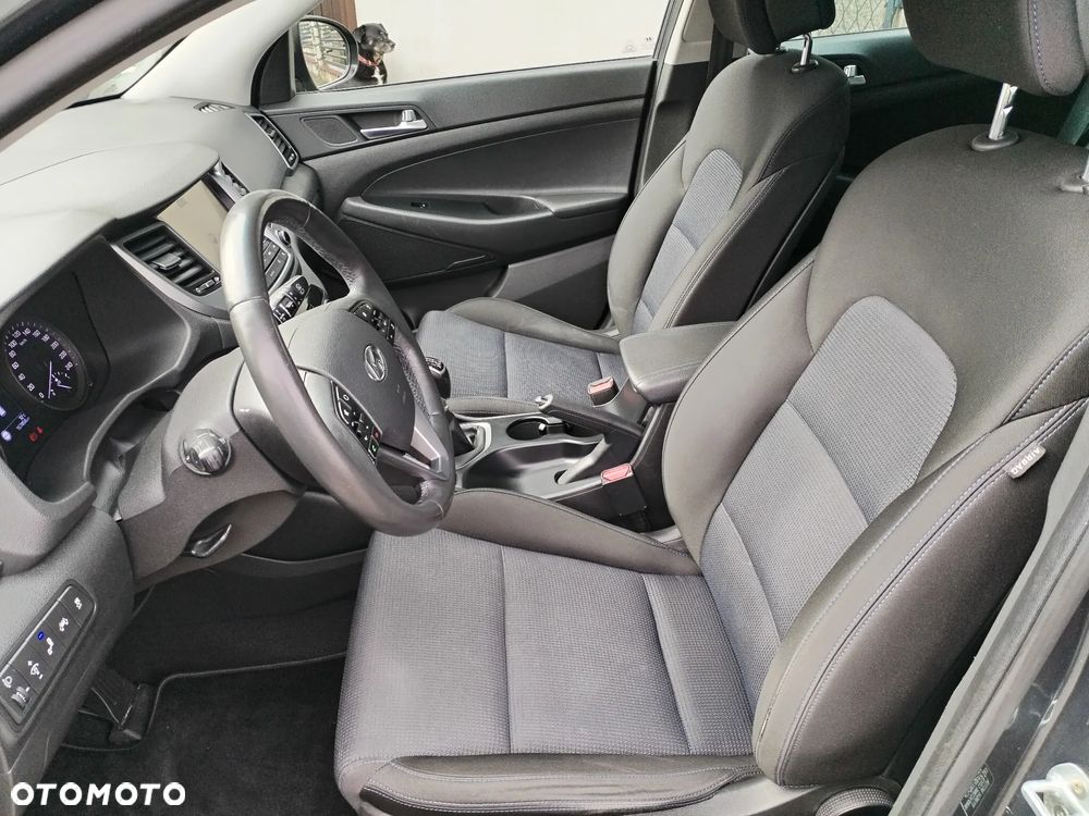 Hyundai Tucson - 24