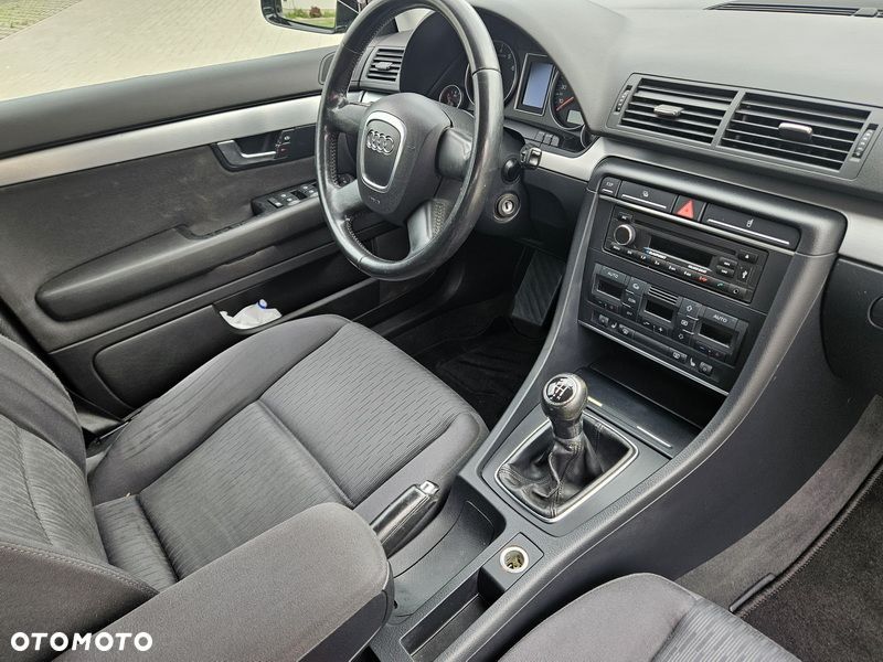 Audi A4 Avant - 20