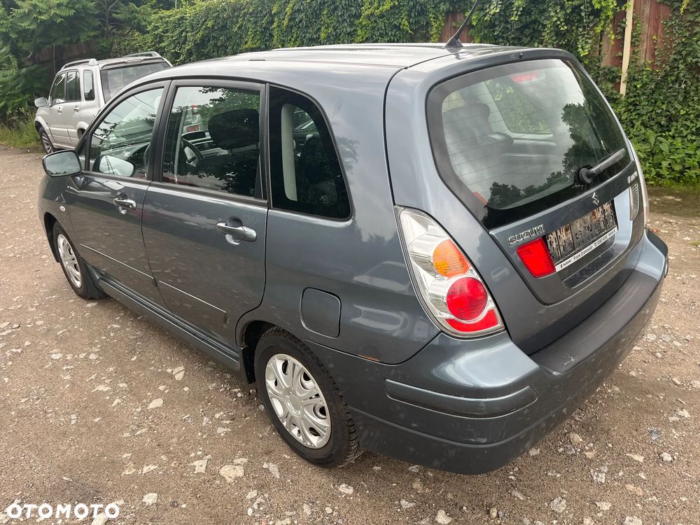 Suzuki Liana - 12