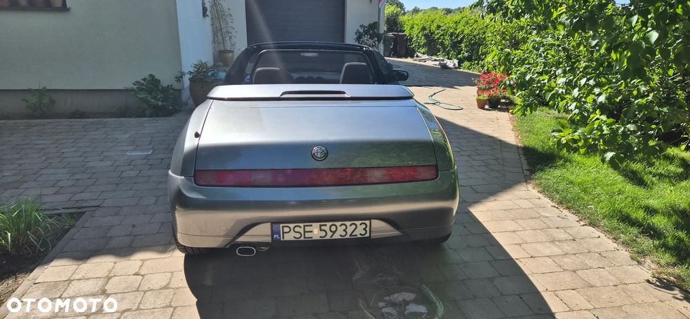 Alfa Romeo Spider 1.8 TSpark - 10