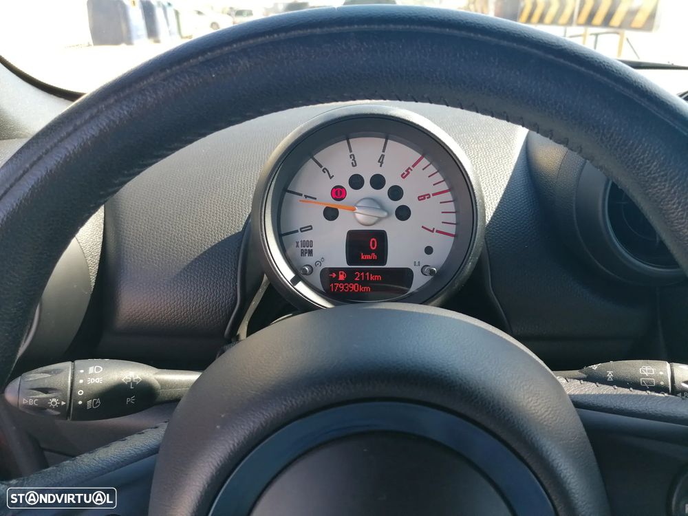 MINI 3 Portas Cooper D - 13