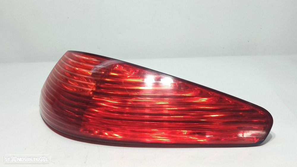 FAROLIM TRASEIRO DIREITO PEUGEOT 607 (S1) BáSICO - 3