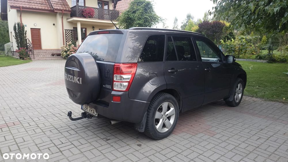 Suzuki Grand Vitara 2.4 Elegance EU5 - 7