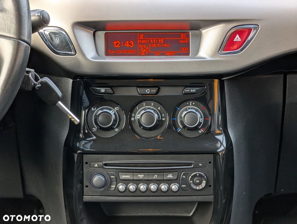 Citroën C3 1.2 VTi Exclusive - 25