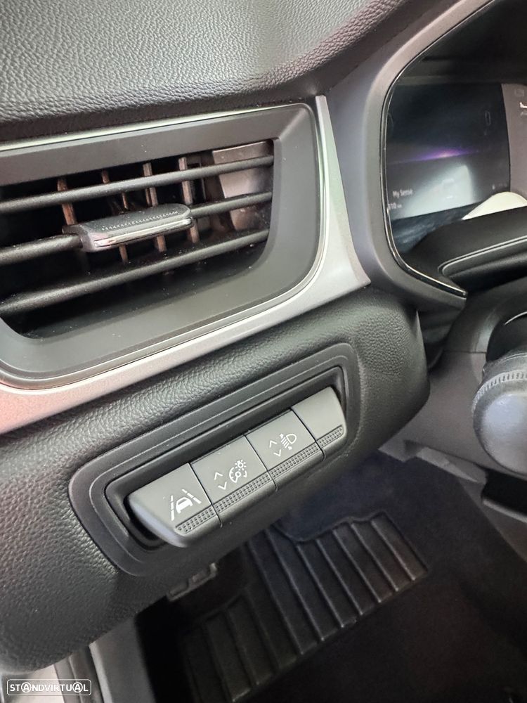 Renault Captur 1.0 TCe Techno - 12