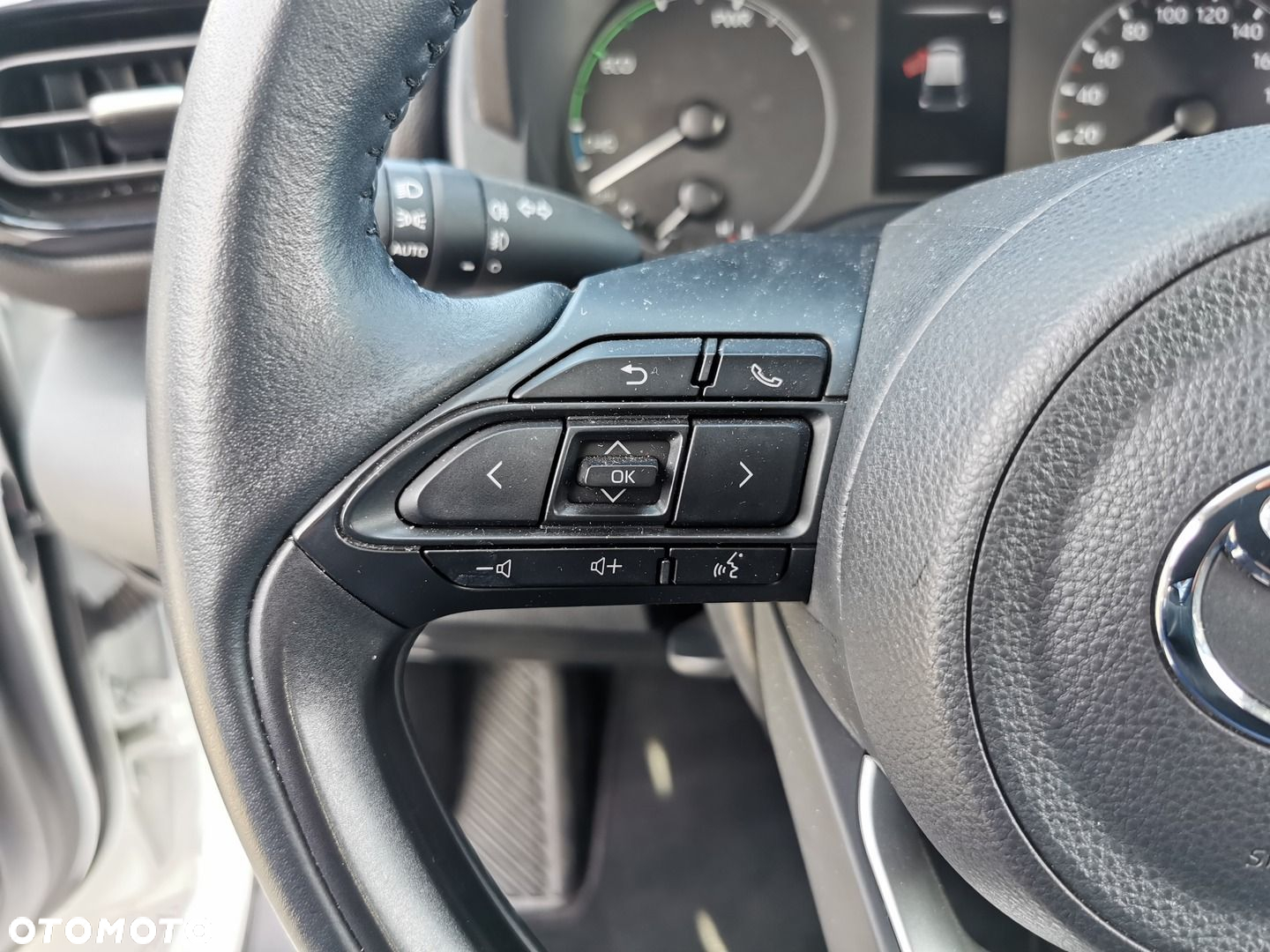 Toyota Yaris Hybrid 1.5 Comfort - 19