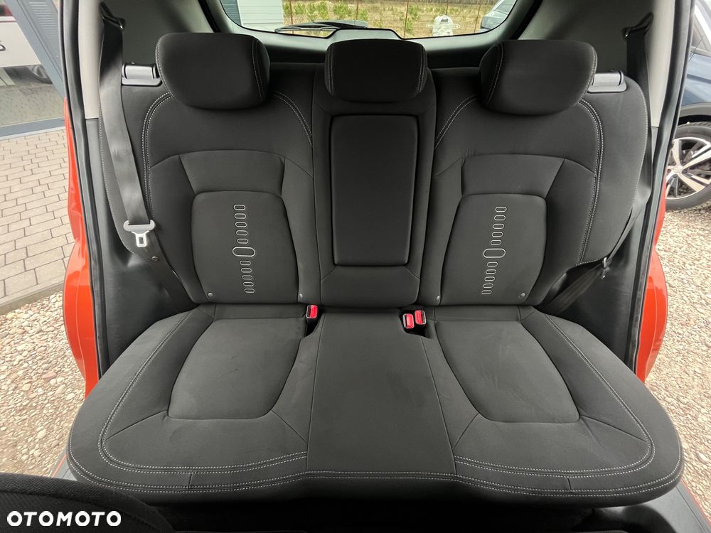 Kia Sportage 2.0 CRDI 184 AWD Spirit - 24