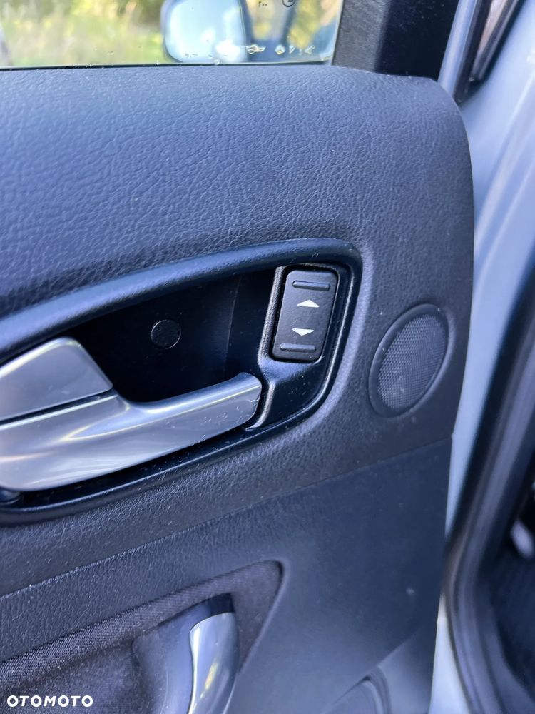 Ford Mondeo - 19
