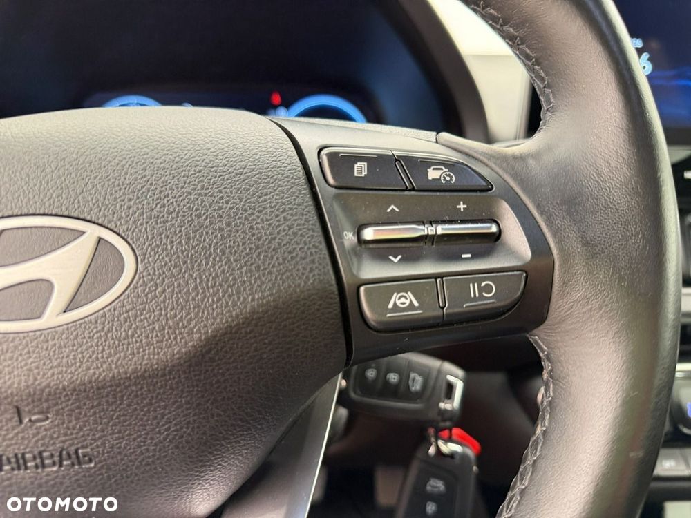 Hyundai i30 - 23