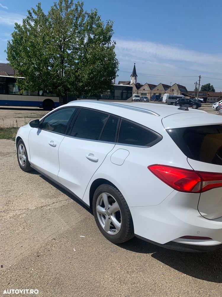 Ford Focus 1.5 TDCi DPF Start-Stopp-System COOL&CONNECT - 4
