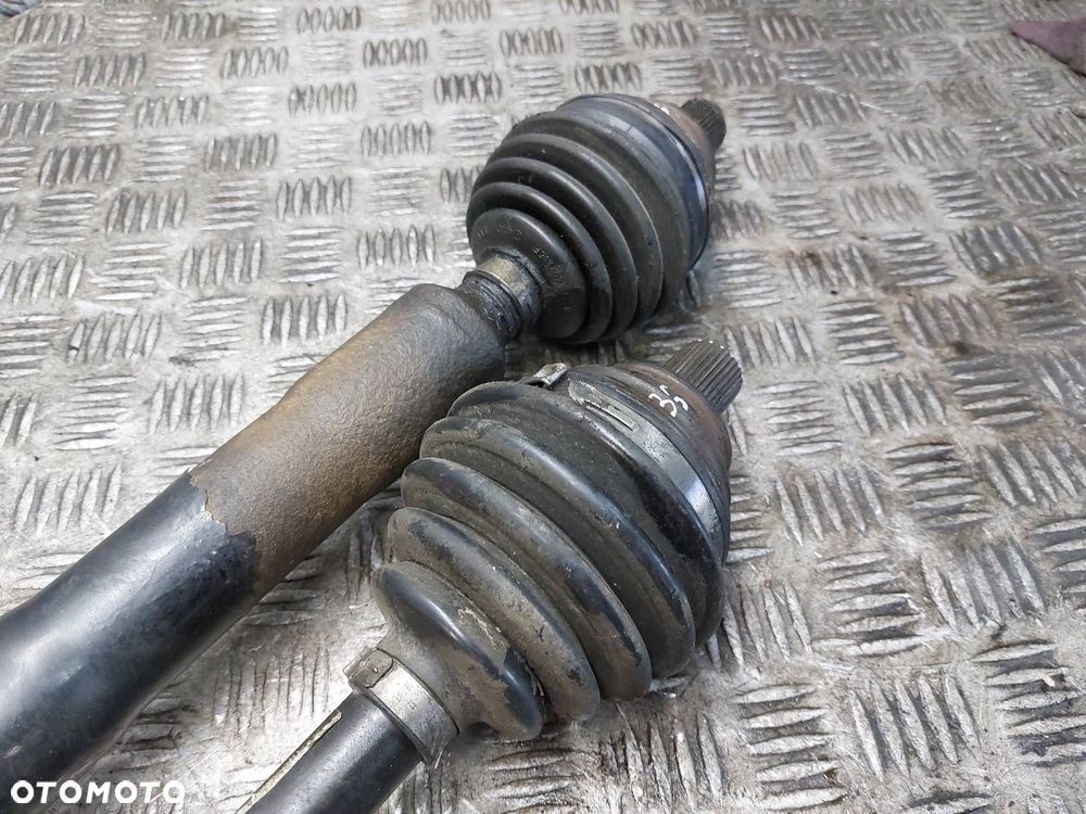 PÓŁOŚ LEWY PRZÓD + PRAWY PRZÓD 6B VOLKSWAGEN EOS I 2.0 FSI - 4