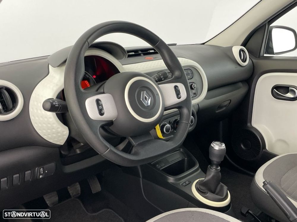 Renault Twingo 1.0 SCe Zen — fotografia 15