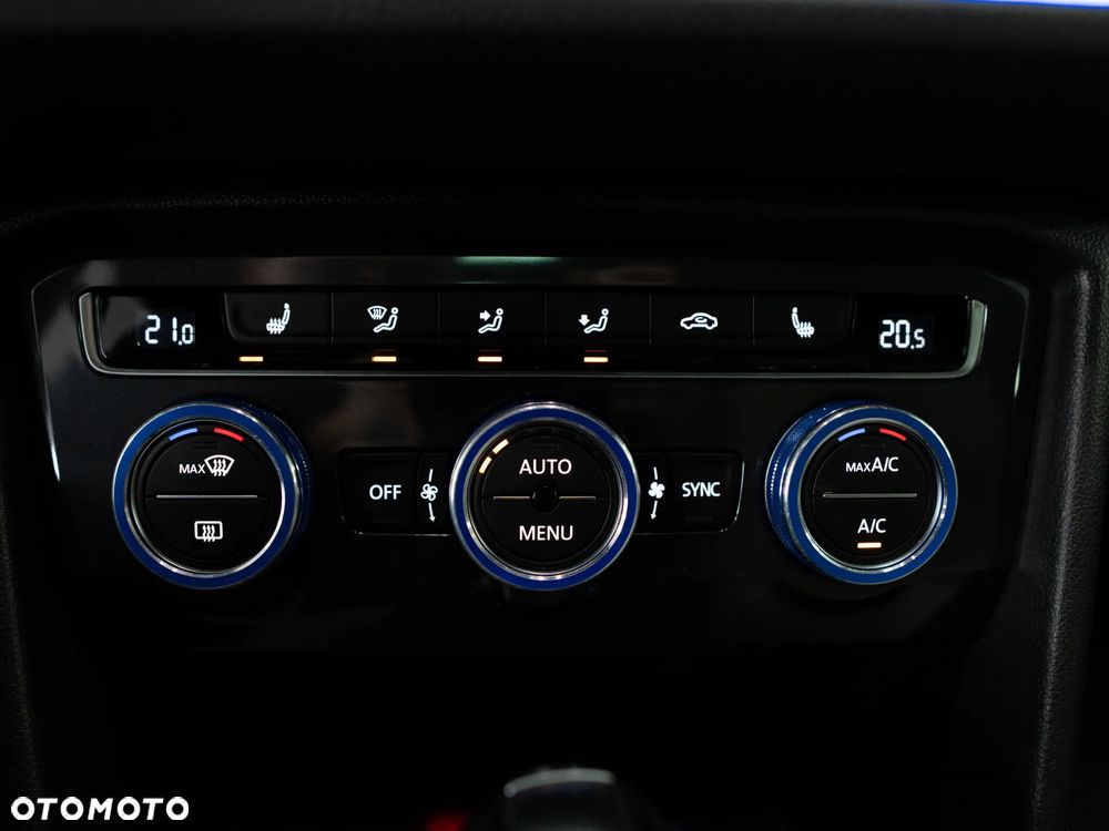 Volkswagen Tiguan - 21