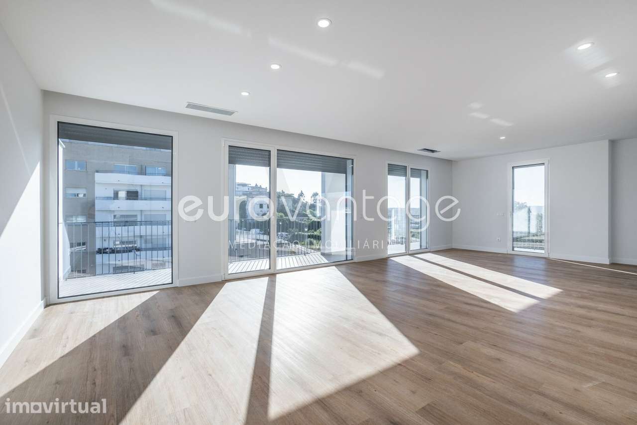 Apartamento T3 Duplex - Grande imagem: 2/34