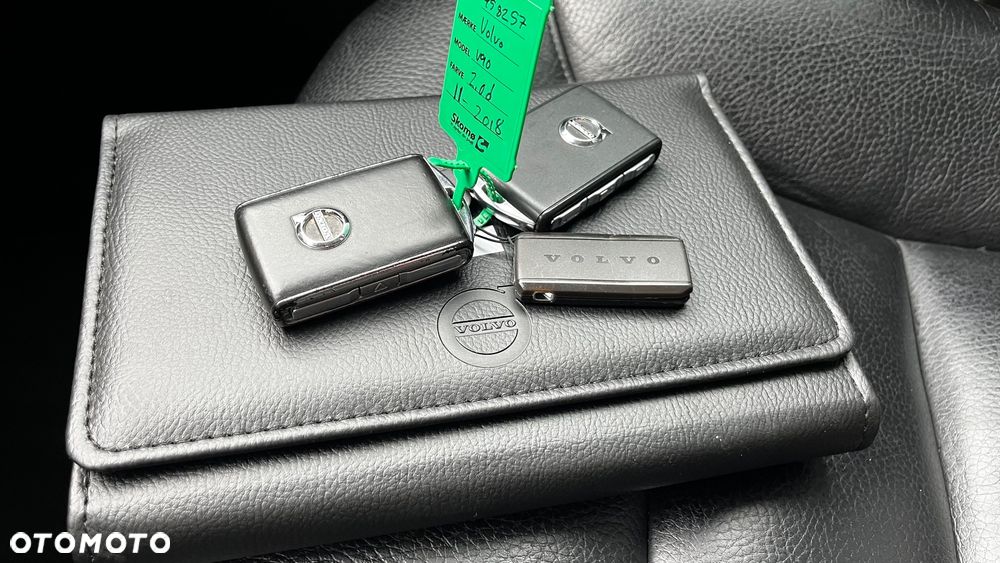 Volvo V90 D4 AWD Geartronic Momentum - 18
