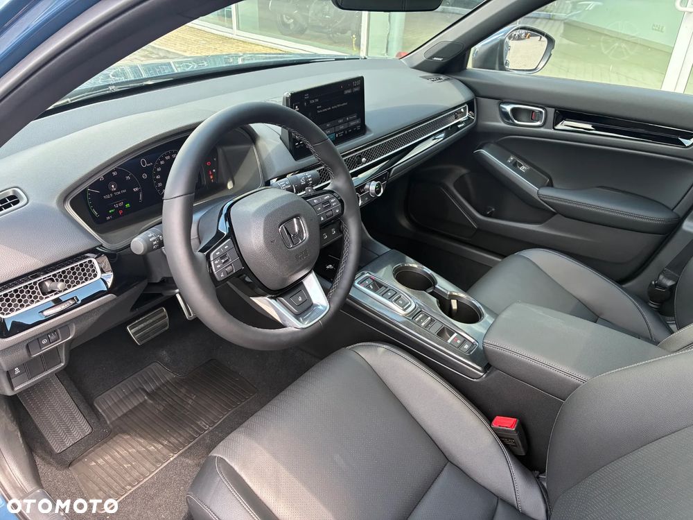 Honda Civic 2.0 i-MMD eHEV Advance CVT - 24