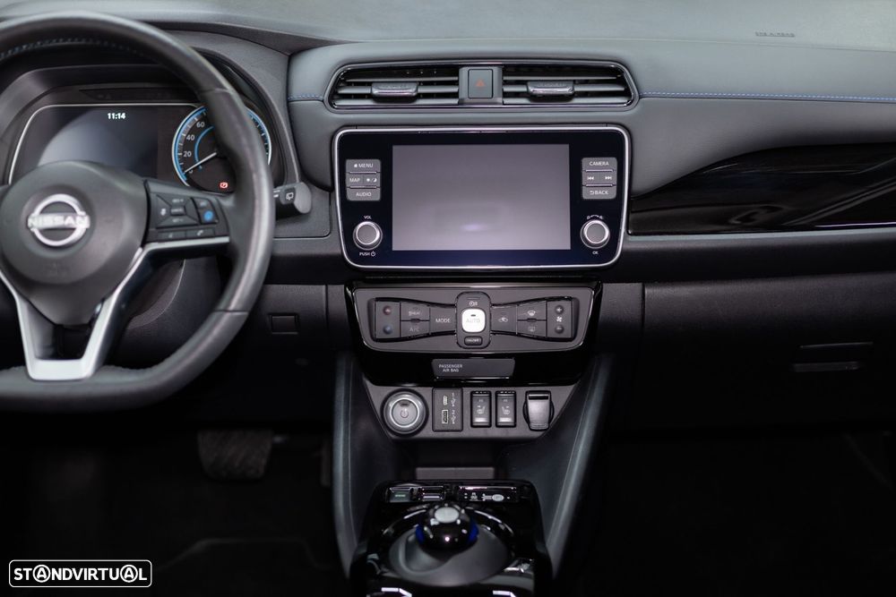 Nissan Leaf N-Connecta Full Led - 26