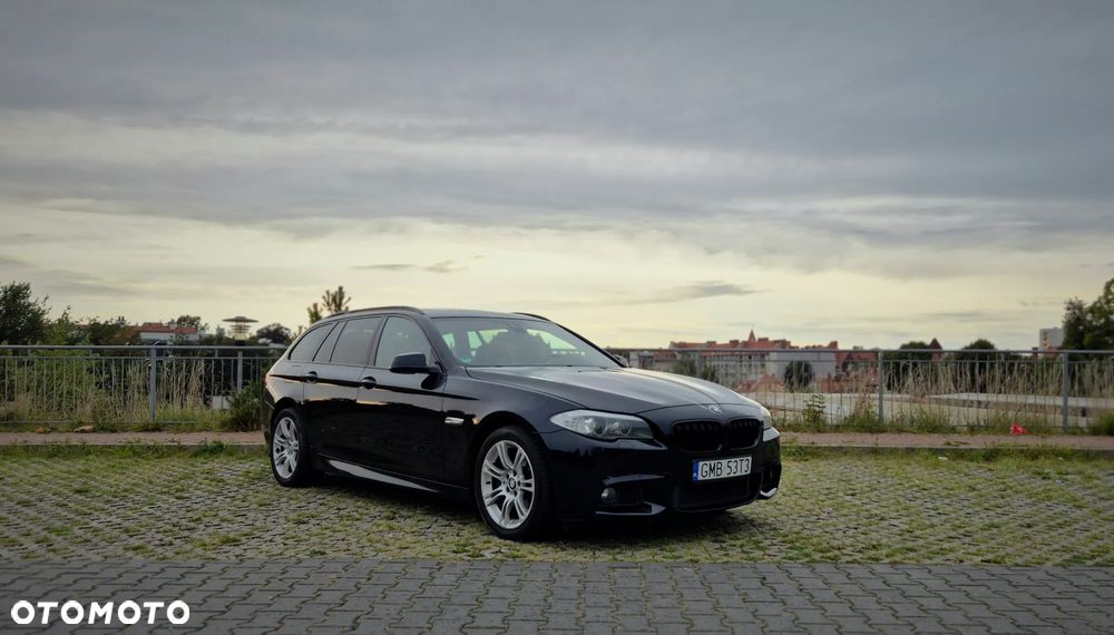 BMW Seria 5 535d xDrive - 9