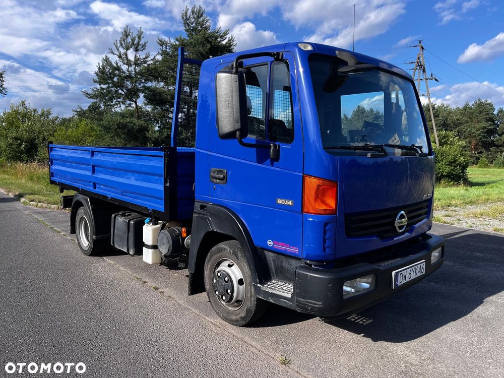 Nissan Atleon - 1