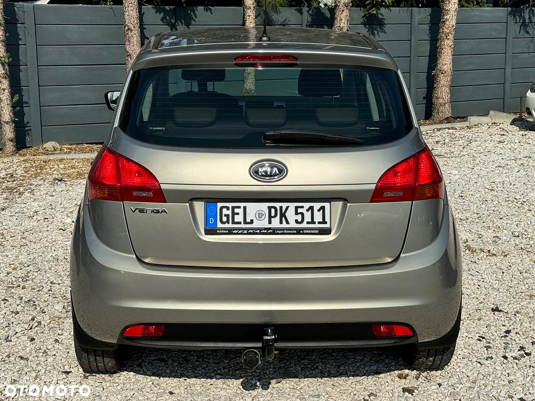 Kia Venga 1.4 CVVT Business Line - 12