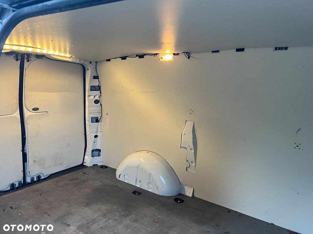 Mercedes-Benz Vito - 13