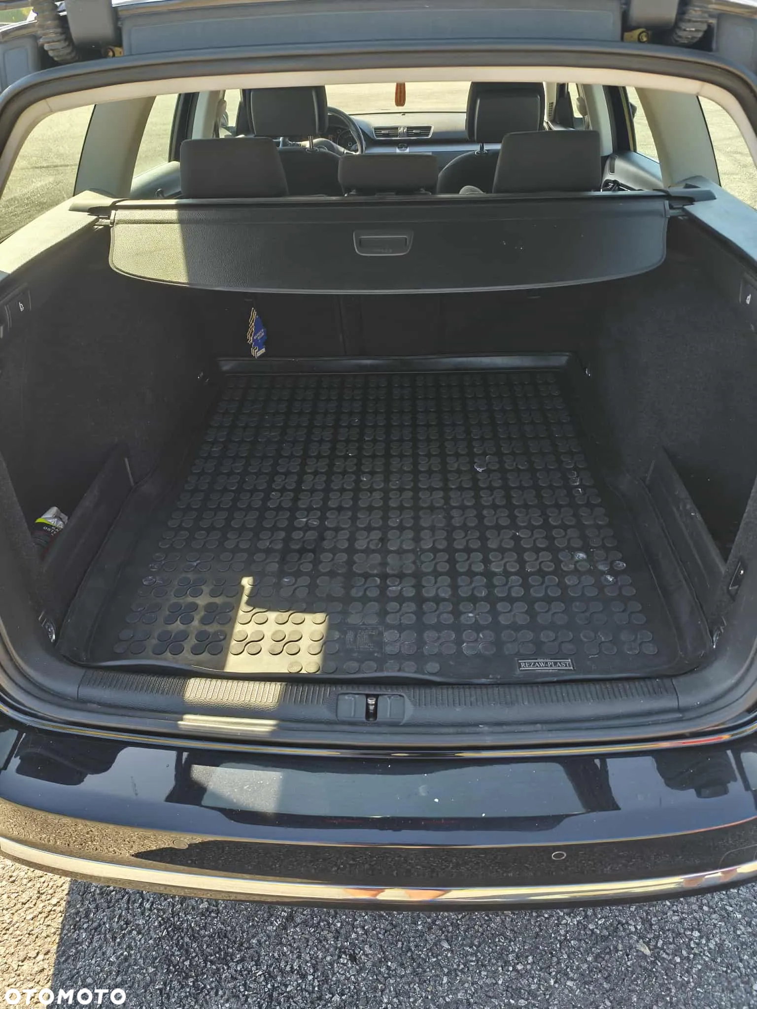 Volkswagen Passat 2.0 TDI Comfortline DSG - 20