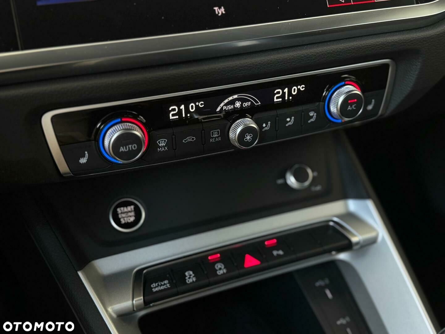 Audi Q3 - 24