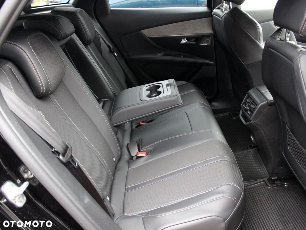 Peugeot 3008 1.6 PureTech Hybrid4 PHEV GT S&S EAT8 - 21