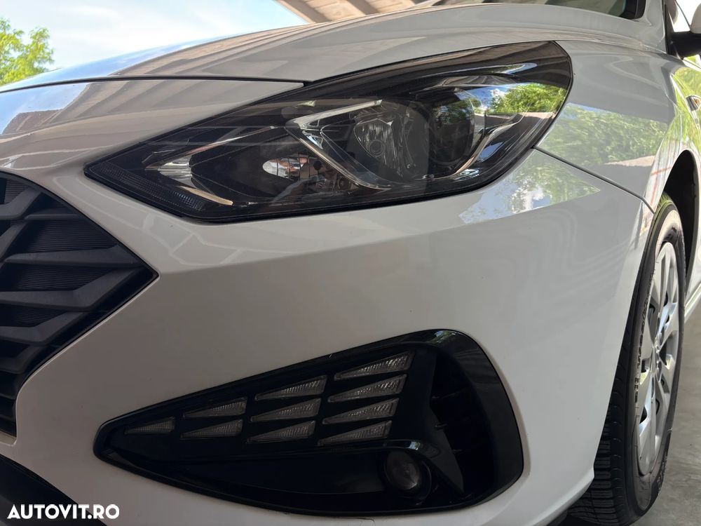 Hyundai i30 1.5 110CP M/T Comfort - 12
