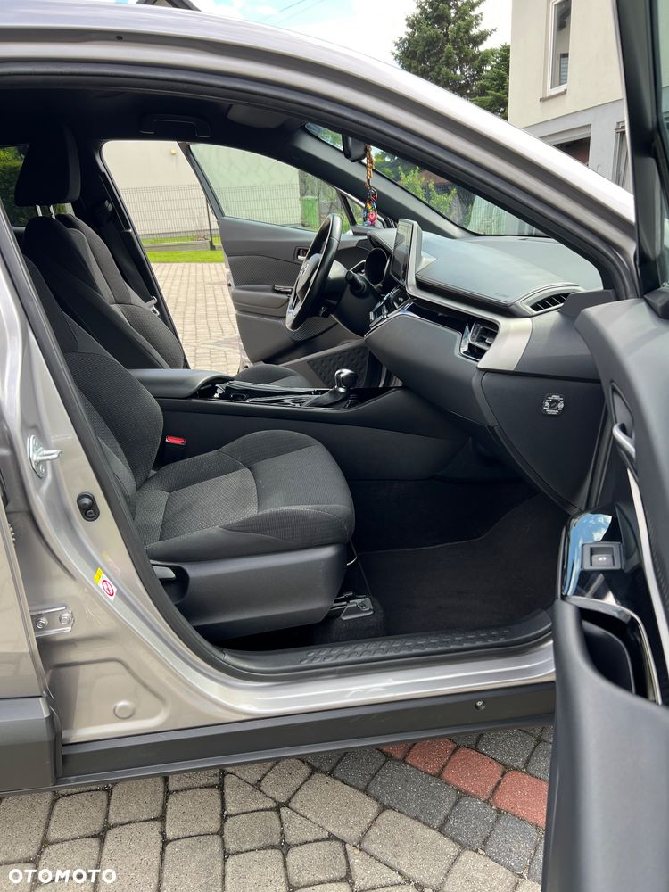 Toyota C-HR Style - 12