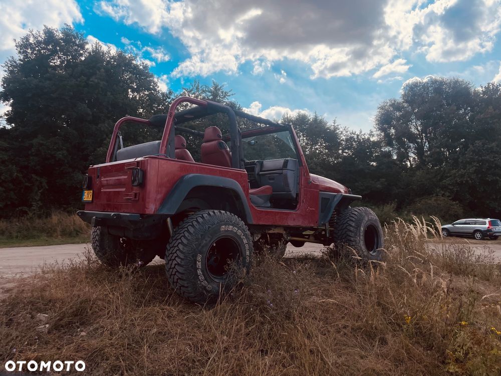 Jeep Wrangler - 27